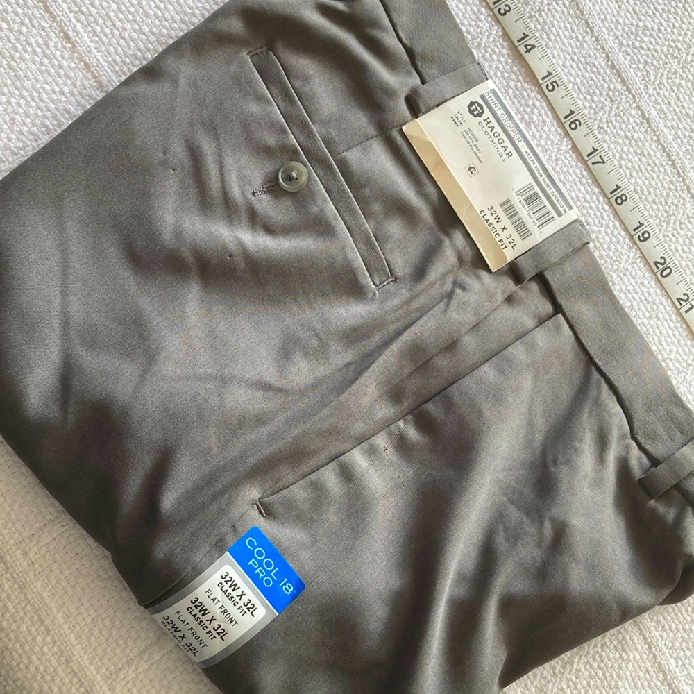 Men’s dress pants. Size 32W x 32L. Color Heather Gray. NWT.